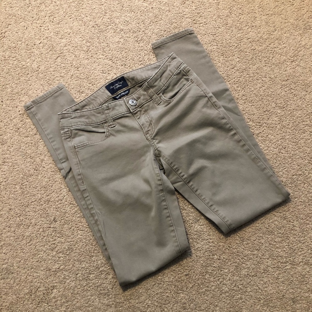 American Eagle Khaki/Tan Low Rise Jeggings
